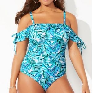 Nwt Bandeau Off Shoulder One Piece
Swimsuits For All Plus Size 24